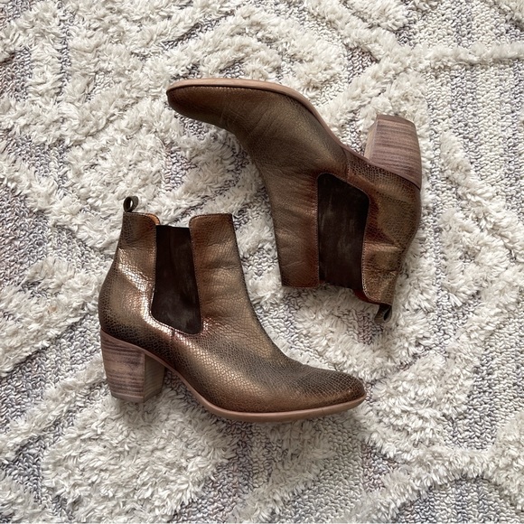 Sundance Belem Brown Metallic Gold Leather Booties Size 39 / 8 - Picture 7 of 10